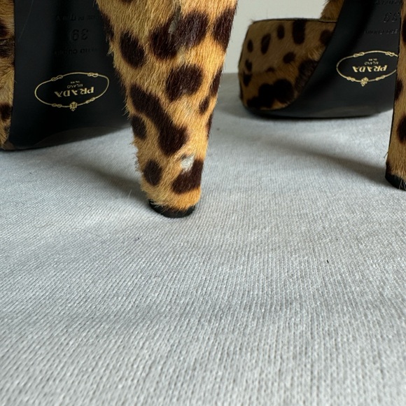 Prada Leopard Print Pony Hair Ankle Straps Platforms - Size 39/9 Never Worn - Picture 5 of 14